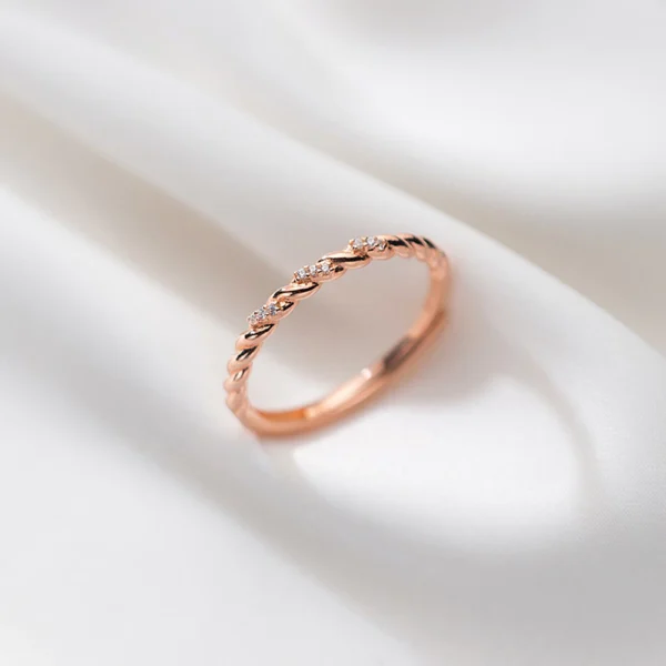 5fd8f67c555f4052232efd8b12af0d67 Sterling Silver Simple Braid Ring