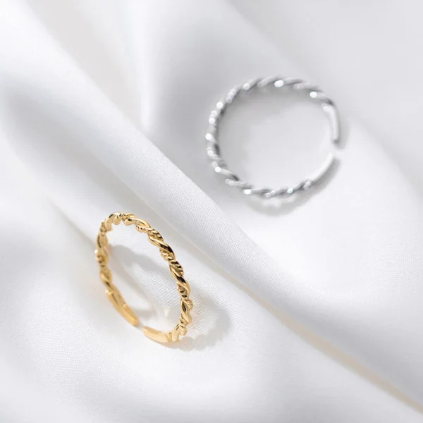 b3582ecbf89ebc1052bcab7cf6db11ce Sterling Silver Simple Twist Rope Ring