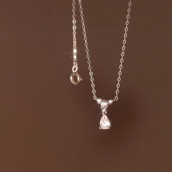 2051cc312e1eb19401e66756c86880a1 Sterling Silver Sparkle Teardrop Diamond Necklace