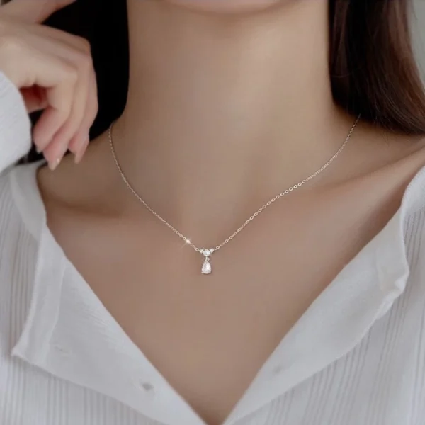 3c0922d86ca3424690f7cc692f25319c Sterling Silver Sparkle Teardrop Diamond Necklace