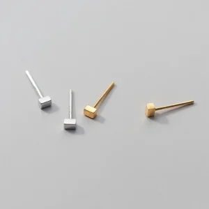 8c8e902d2e1534a44b54c8069d2a4ddf Sterling Silver Simple Cube Stud Earrings