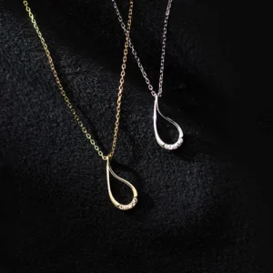 90dc7e14ae0facb8e421bfada9c4c1b0 Sterling Silver Cut-Out Teardrop Pendant Necklace