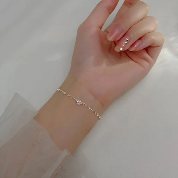 d645deba2004456ea09bc7d9dbcf53dd Sterling Silver Solitaire Brilliance Bracelet