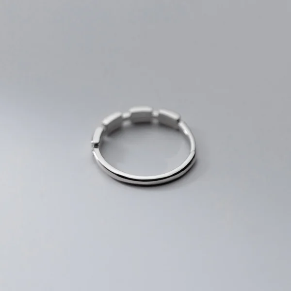 e4fe9d9f9c240d70eed437a6d523cd6f Sterling Silver Simple Ornate Ring