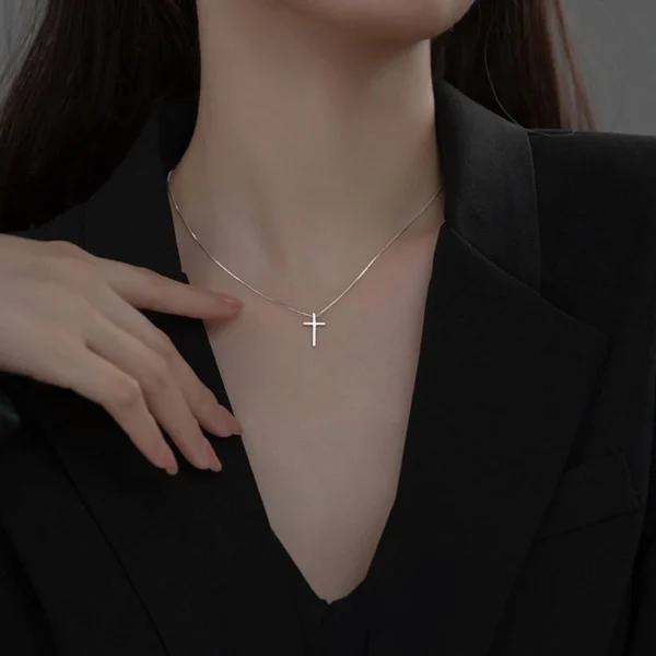 sg-11134201-7rbki-llvzyn7mt58w97 Sterling Silver Harmony Cross Necklace